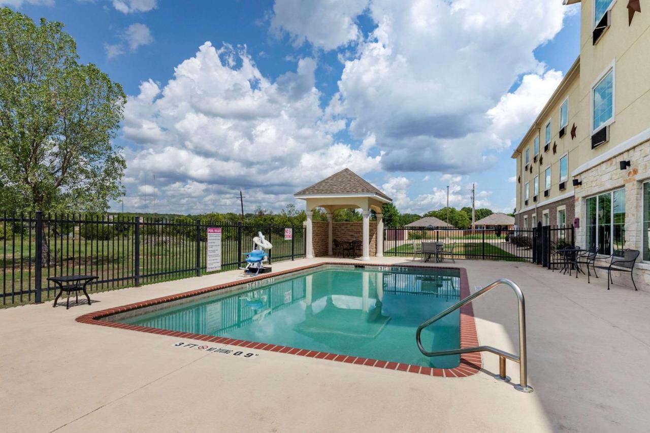Comfort Inn & Suites Gatesville Near Fort Cavazos Εξωτερικό φωτογραφία